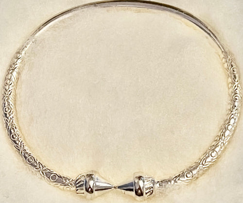 Adult Jumbo Acorn Shiny, West Indian Sterling  Silver