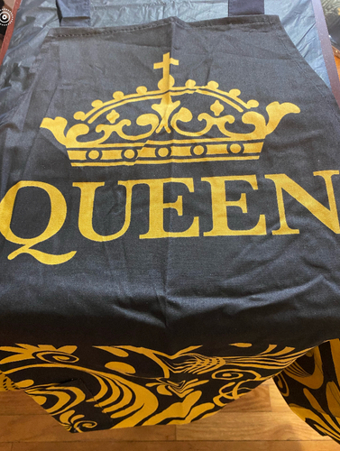 NEW!!! Queen Apron
